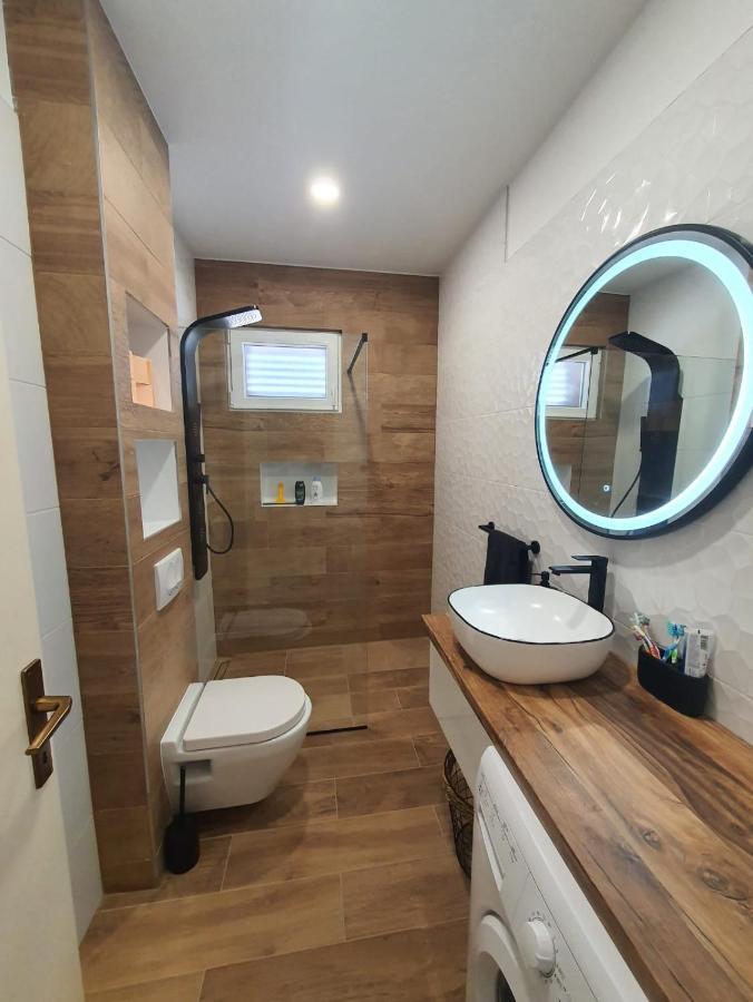 Apartment Fabijana Биоград на Мору Екстериор снимка