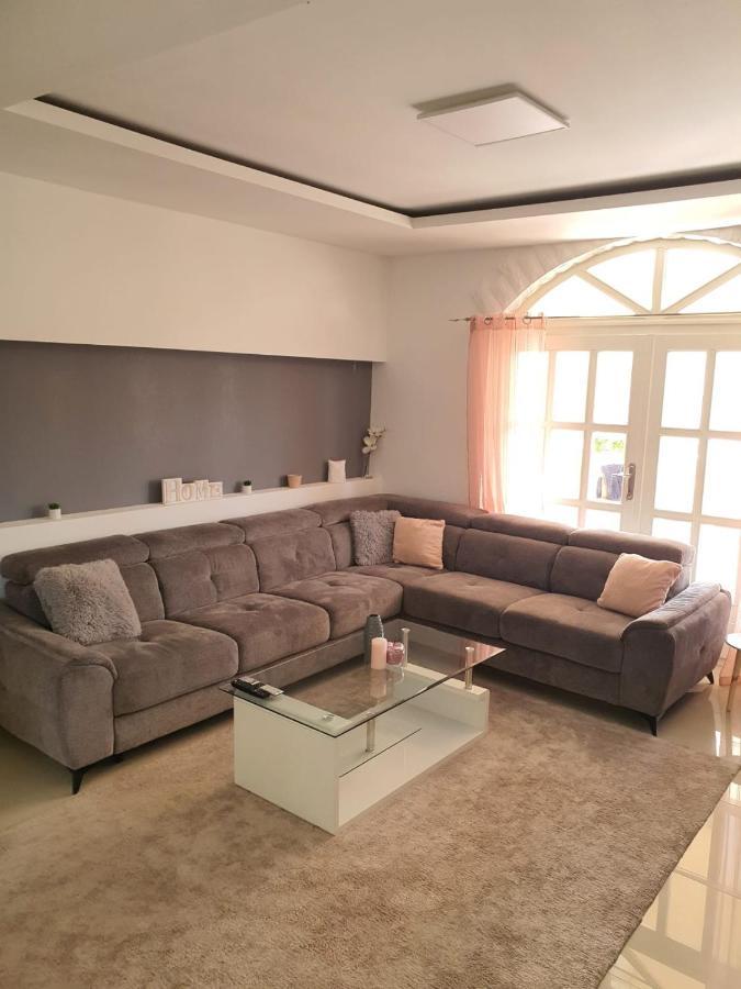 Apartment Fabijana Биоград на Мору Стая снимка