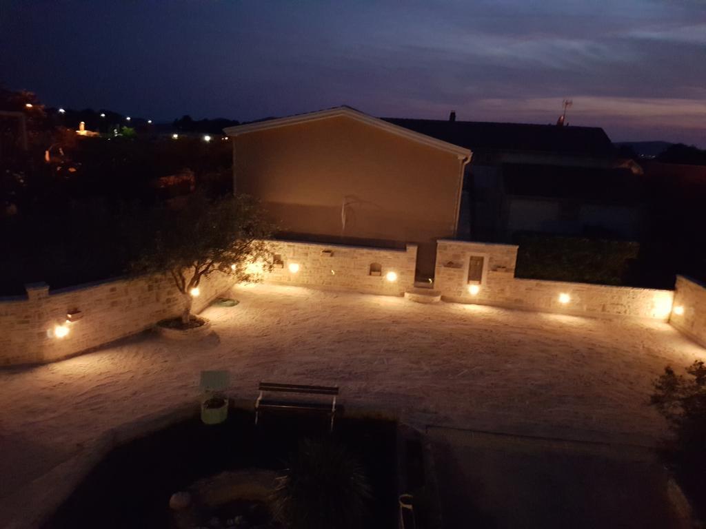 Apartment Fabijana Биоград на Мору Екстериор снимка