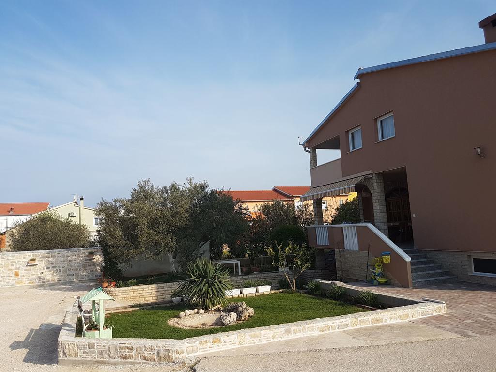 Apartment Fabijana Биоград на Мору Екстериор снимка
